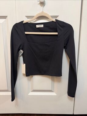 NWT Aritzia Babaton Contour Square Neck Long Sleeve Black Size S